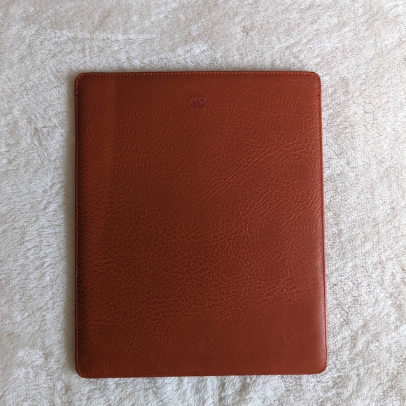 Matt & Nat vegan leather sleeve, cover, holder - Picture 6 of 8